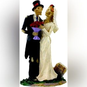 Love Never Dies Wedding Couple Figurine